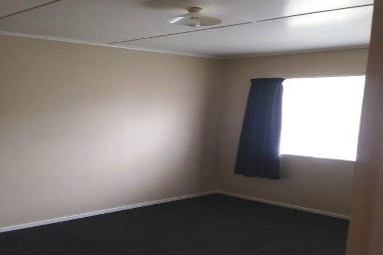 Photo of property in 1/23 Gemstone Drive, Birchville, Upper Hutt, 5018