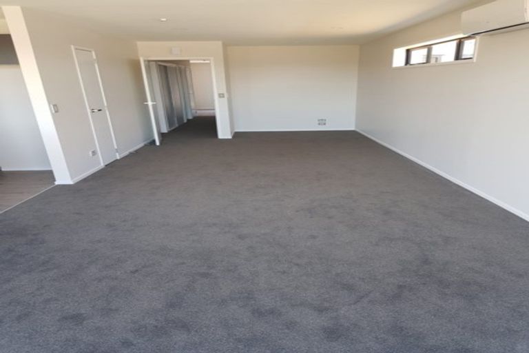 Photo of property in 22b Pakaraka Drive, Papakura, 2110