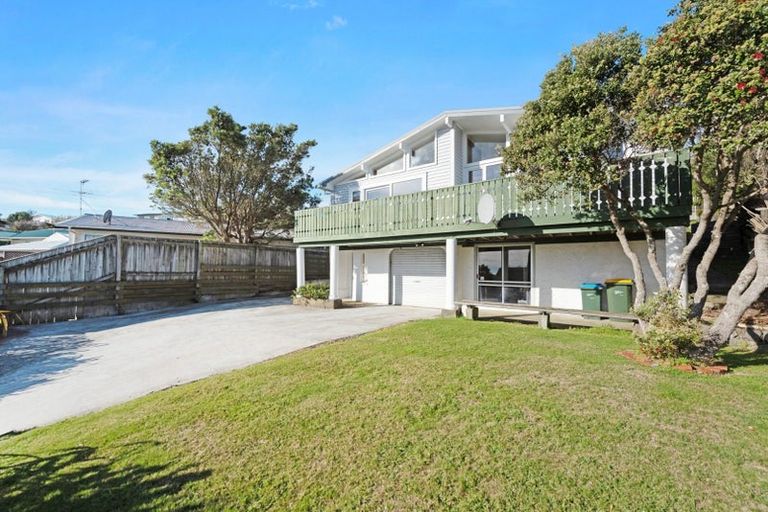 Photo of property in 22 Rothwell Street, Titahi Bay, Porirua, 5022
