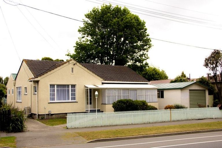 Photo of property in 390 Linwood Avenue, Bromley, Christchurch, 8062