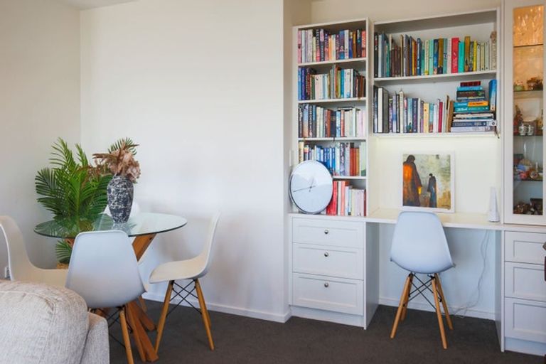 Photo of property in 31 Soleares Avenue, Mount Pleasant, Christchurch, 8081