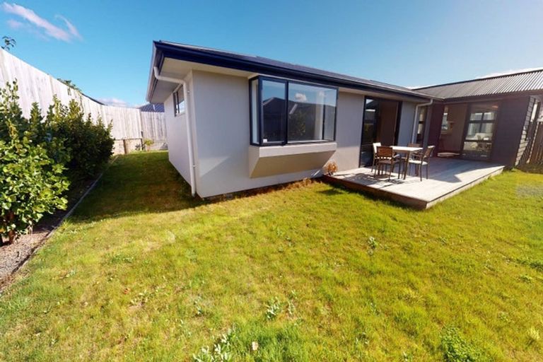 Photo of property in 8 Silicon Way, Fitzherbert, Palmerston North, 4410
