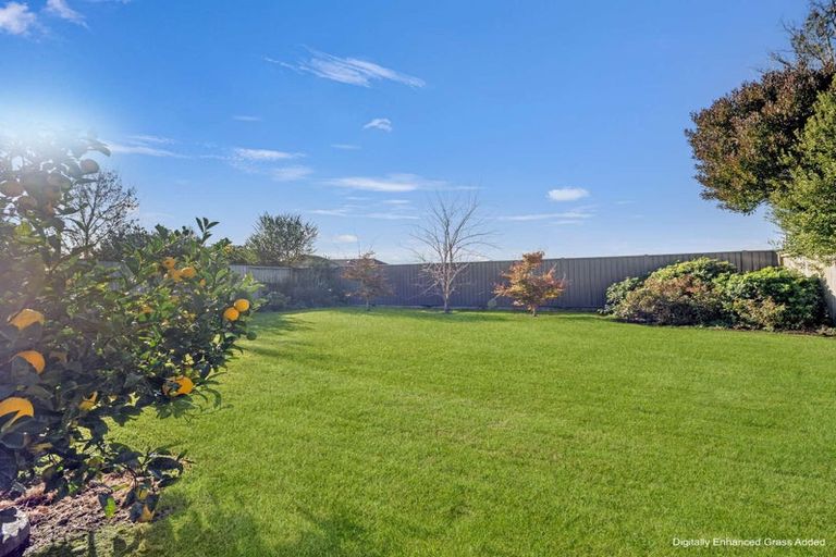 Photo of property in 35 Benner Drive, Ngatea, 3503