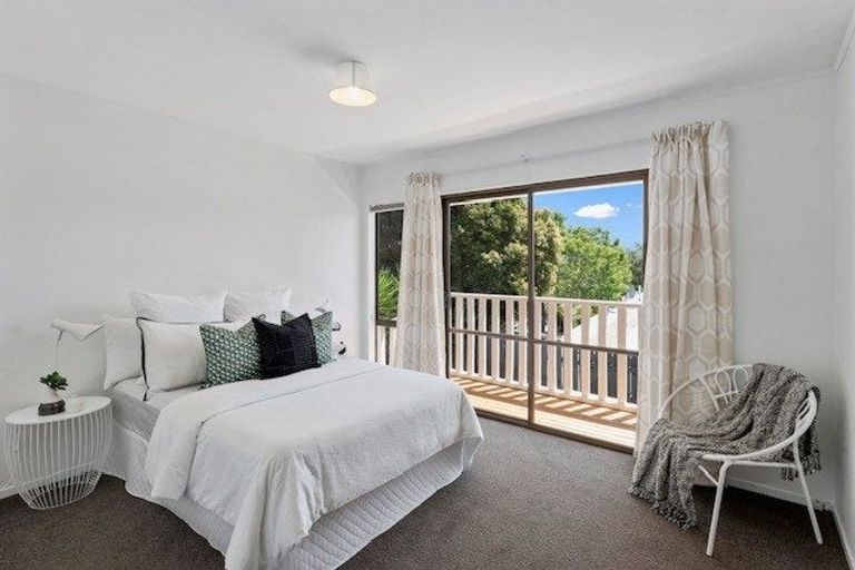 Photo of property in 5 Amokura Street, Waikanae, 5036