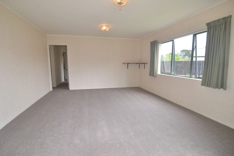 Photo of property in 20a Armagh Road, Blockhouse Bay, Auckland, 0600