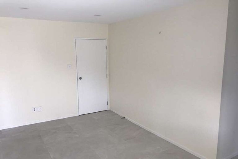 Photo of property in 2 Veneta Close, Flat Bush, Auckland, 2019