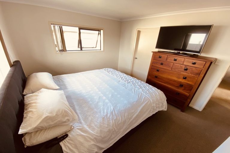 Photo of property in 69a Taradale Road, Onekawa, Napier, 4110