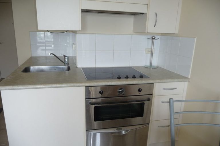 Photo of property in The Rennaissance, 14f/18 Ronwood Avenue, Manukau, Auckland, 2104