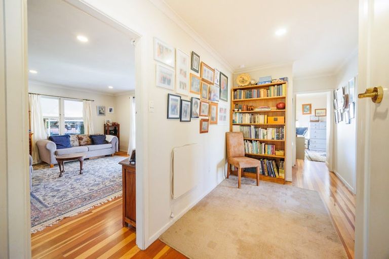 Photo of property in 7 Erin Street, Hokowhitu, Palmerston North, 4410