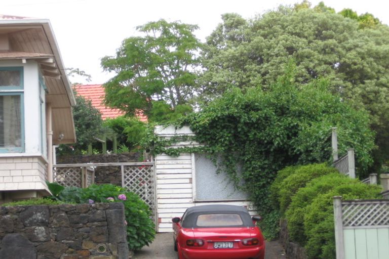 Photo of property in 20 Alberton Avenue, Mount Albert, Auckland, 1025