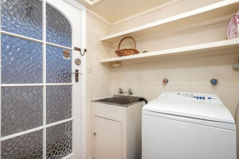 Photo of property in 37 Church Lane, Merivale, Christchurch, 8014