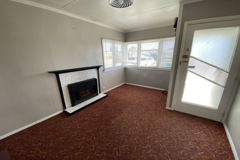 Photo of property in 11 Thomas Place, Foxton Beach, Foxton, 4815