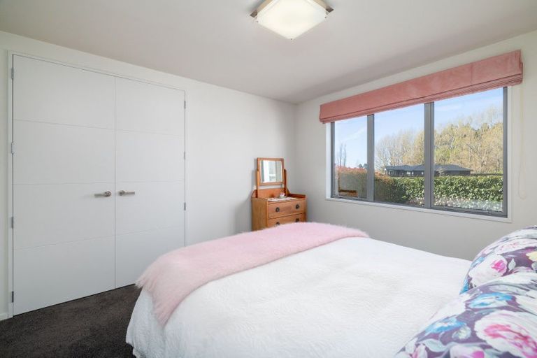 Photo of property in 52 Mapleham Drive, Pegasus, 7612