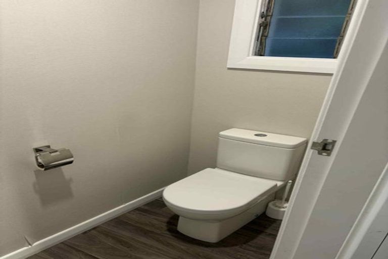 Photo of property in 20 Seymour Street, Gore, 9710