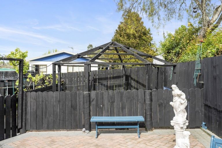 Photo of property in 42 Pelorus Street, Glenview, Hamilton, 3206