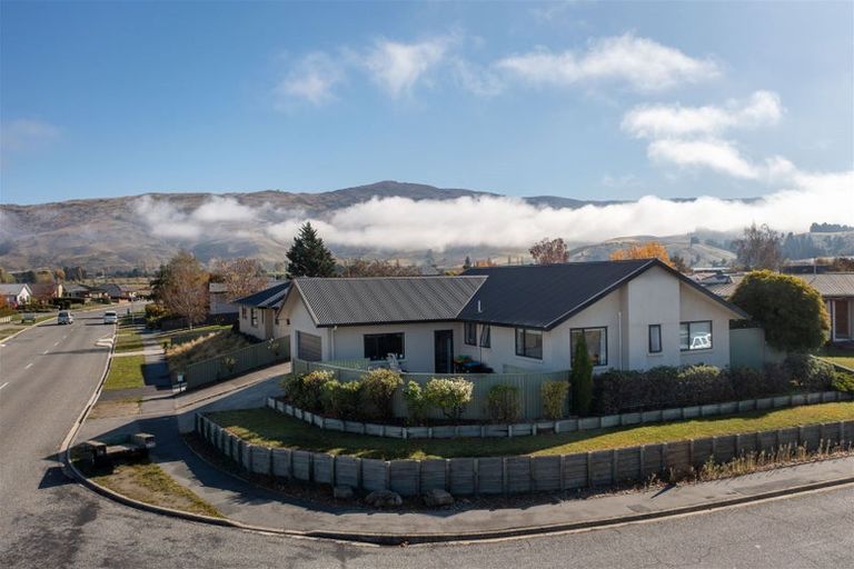 Photo of property in 15a Waenga Drive, Cromwell, 9310