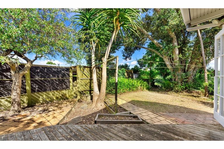Photo of property in 59 Northboro Road, Belmont, Auckland, 0622