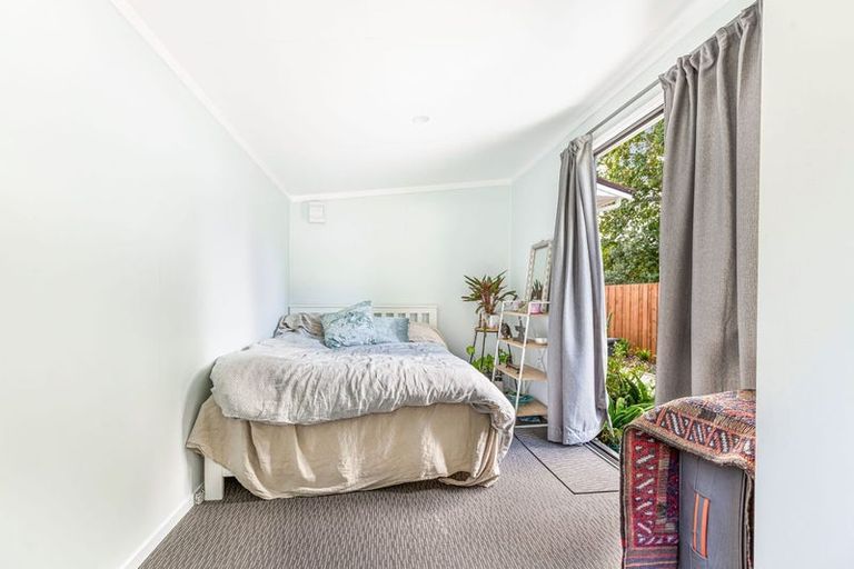 Photo of property in 2/9 Riverlea Road, Whenuapai, Auckland, 0618