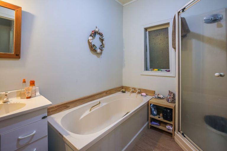 Photo of property in 14 Ngati Maru Sh25 Highway, Kopu, Thames, 3578