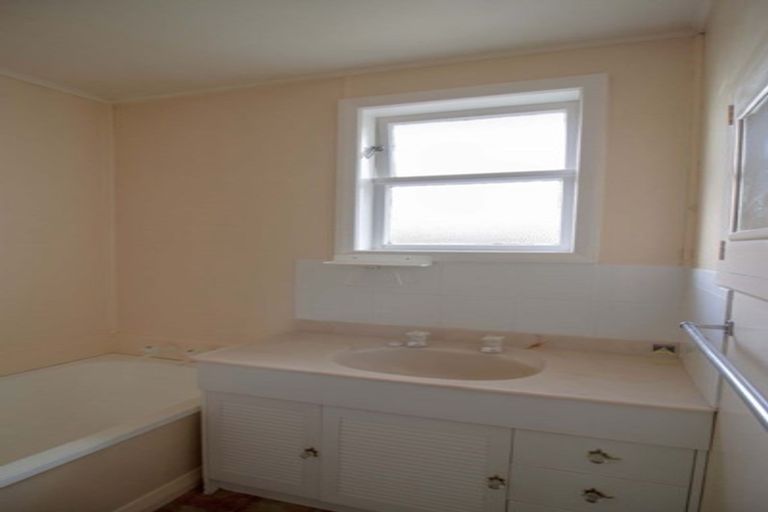 Photo of property in 35 Shakespeare Street, Te Aroha, 3320