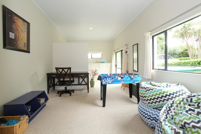 Photo of property in 21 Opotoru Road, Raglan, 3225