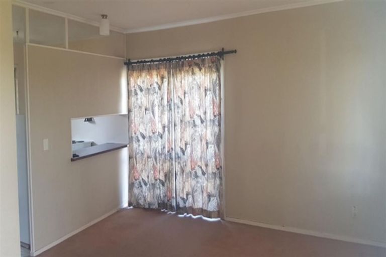 Photo of property in 3/16 Northall Road, New Lynn, Auckland, 0600