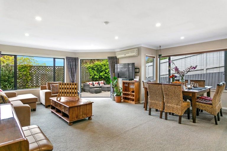 Photo of property in 9 Sunset Street, Hilltop, Taupo, 3330