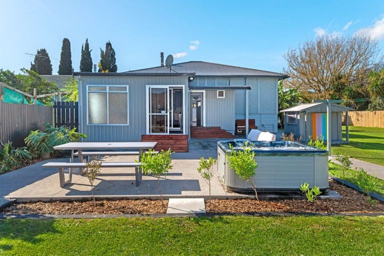 Photo of property in 129 Iranui Road, Inner Kaiti, Gisborne, 4010