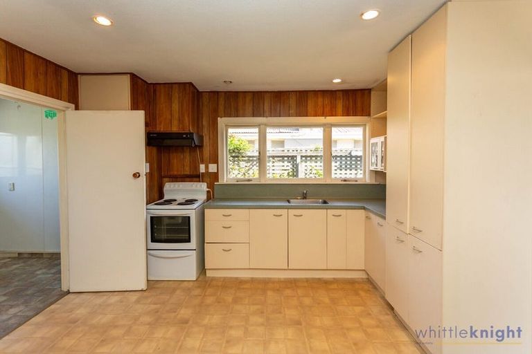 Photo of property in 40 Burwood Road, Burwood, Christchurch, 8083