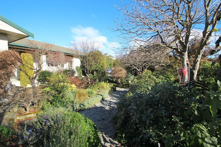 Photo of property in 4 Brent Street, South Hill, Oamaru, 9400