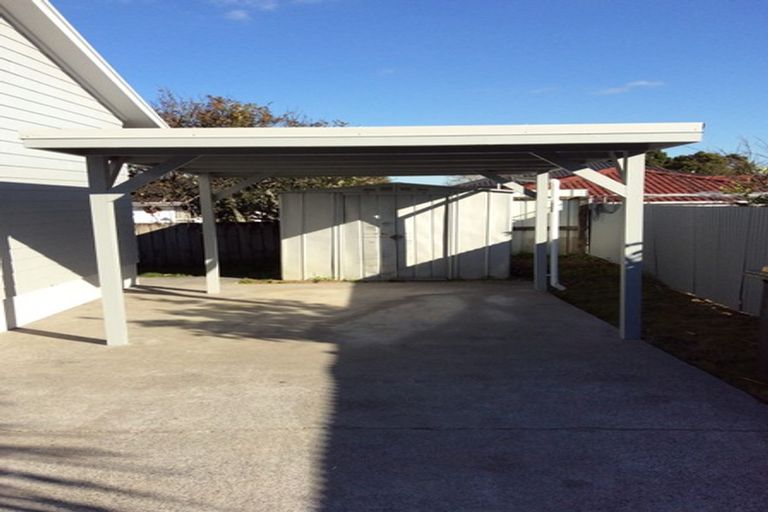 Photo of property in 2/170 Ennis Avenue, Pakuranga Heights, Auckland, 2010