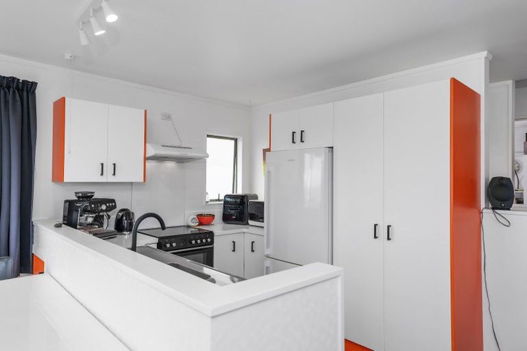 Photo of property in 53a Osprey Drive, Welcome Bay, Tauranga, 3112