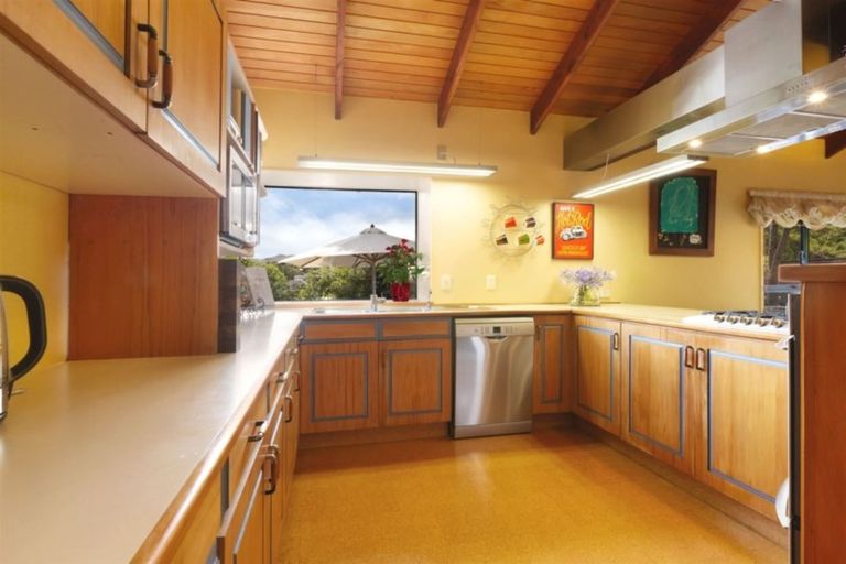 Photo of property in 16 Eclipse Lane, Whitby, Porirua, 5024