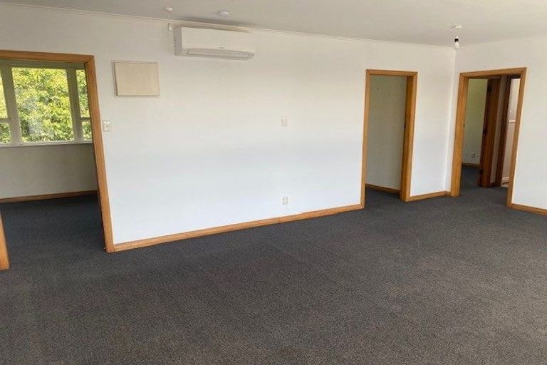 Photo of property in 101-109 Banks Street, Marfell, New Plymouth, 4310