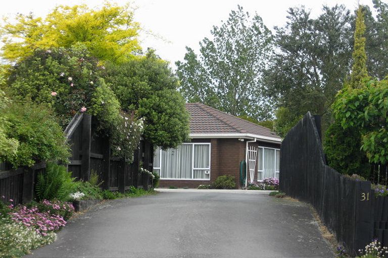 Photo of property in 31 Saint Pauls Place, Burwood, Christchurch, 8083