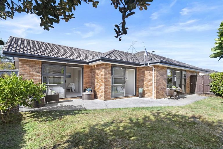 Photo of property in 38 Ranchod Terrace, Pukekohe, 2120