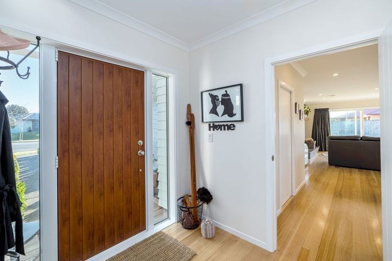 Photo of property in 9 Mcdonald Way, Lansdowne, Masterton, 5810