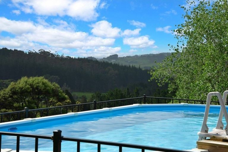 Photo of property in 65c Manuka Grove, Helensville, 0875