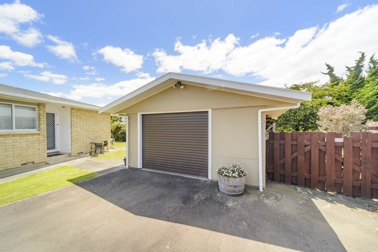 Photo of property in 4 Christian Place, Awapuni, Palmerston North, 4412