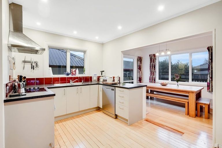 Photo of property in 112 Thornton Road, Cambridge, 3434