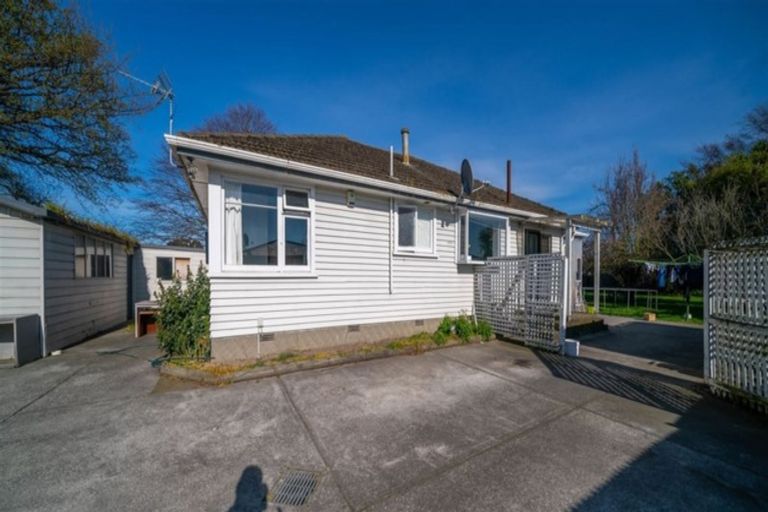 Photo of property in 14 Springs Road, Hornby, Christchurch, 8042