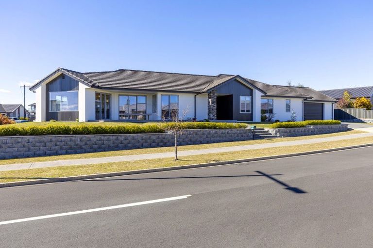 Photo of property in 6 Raupo Crescent, Wharewaka, Taupo, 3330