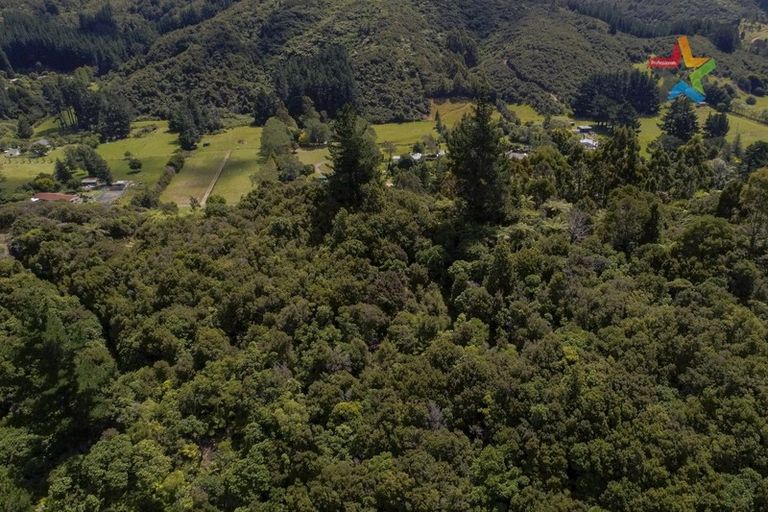 Photo of property in 380 Moores Valley Road, Wainuiomata, 5373