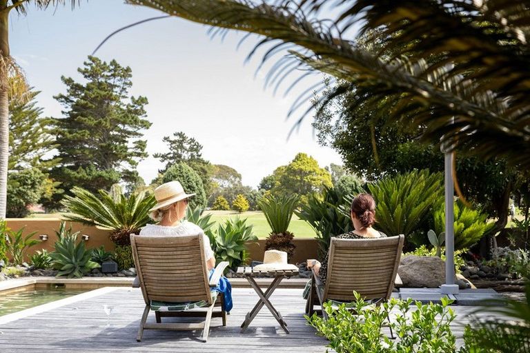 Photo of property in 214 Oceanbeach Road, Mount Maunganui, 3116