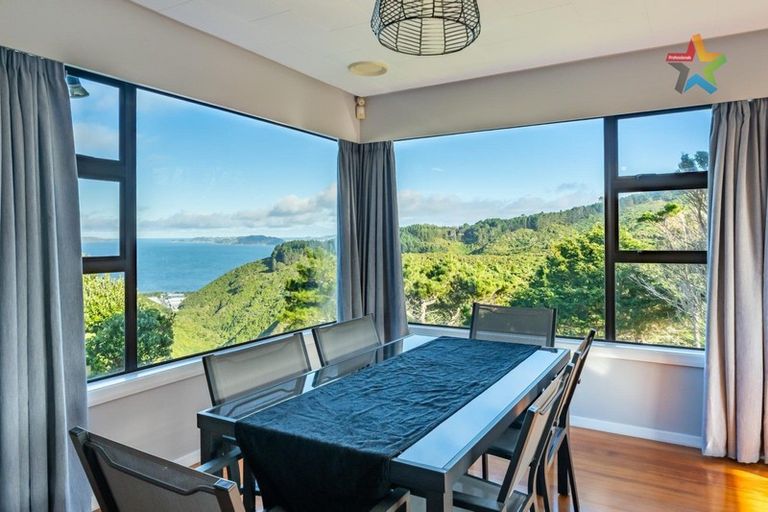 Photo of property in 54 Titiro Moana Road, Korokoro, Lower Hutt, 5012