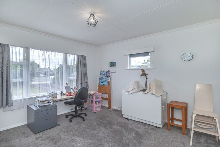 Photo of property in 620 Queen Street East, Levin, 5510