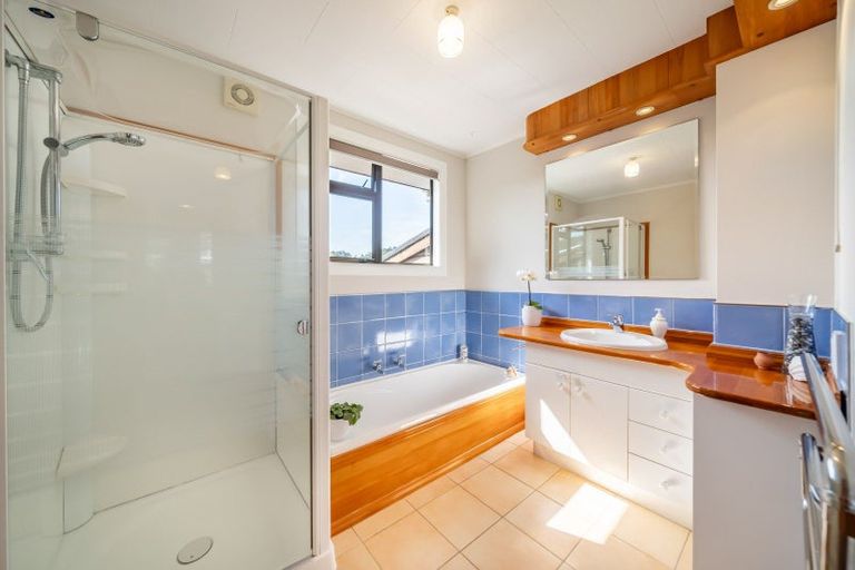 Photo of property in 9 Chichester Drive, Pinehaven, Upper Hutt, 5019