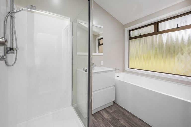 Photo of property in 66a Utuhina Road, Springfield, Rotorua, 3015