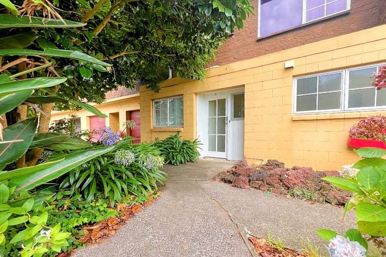 Photo of property in 3/1243 Victoria Street, Whitiora, Hamilton, 3200