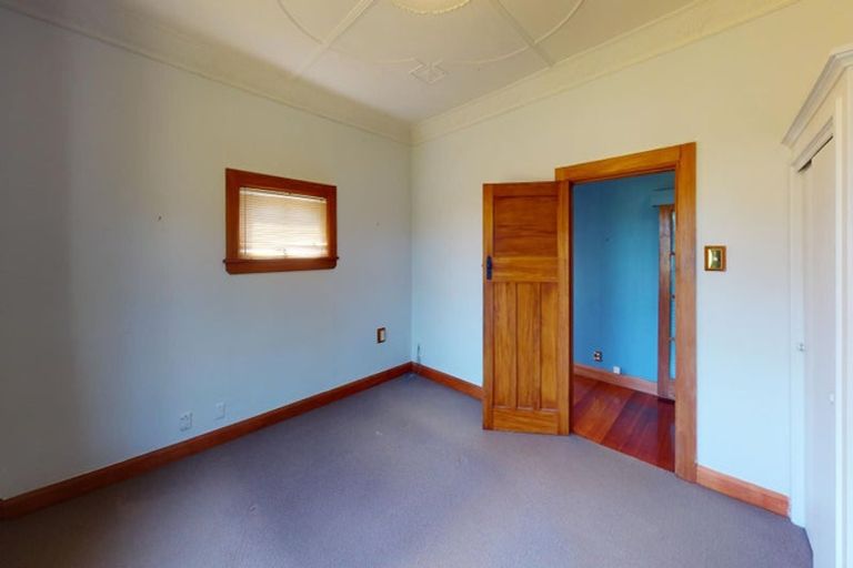 Photo of property in 48 Manson Street, Terrace End, Palmerston North, 4410
